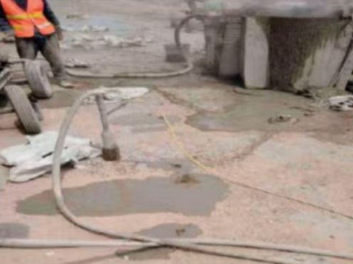 大方水泥混凝土路面板底注浆技术 路面脱空注浆整治方案