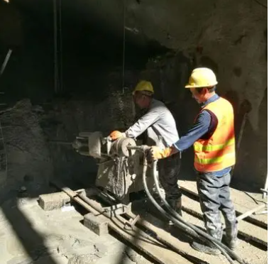 大方水下抗分散灌浆料特点 水下不分散注浆料介绍